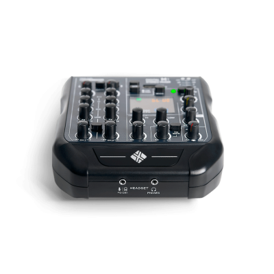 M1 Дигитален ЦИФРОВ СТЕРЕО МИКСЕР